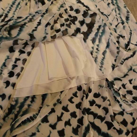 Maternity Sleeveless Indigo Printed dress - Picture 5 of 7